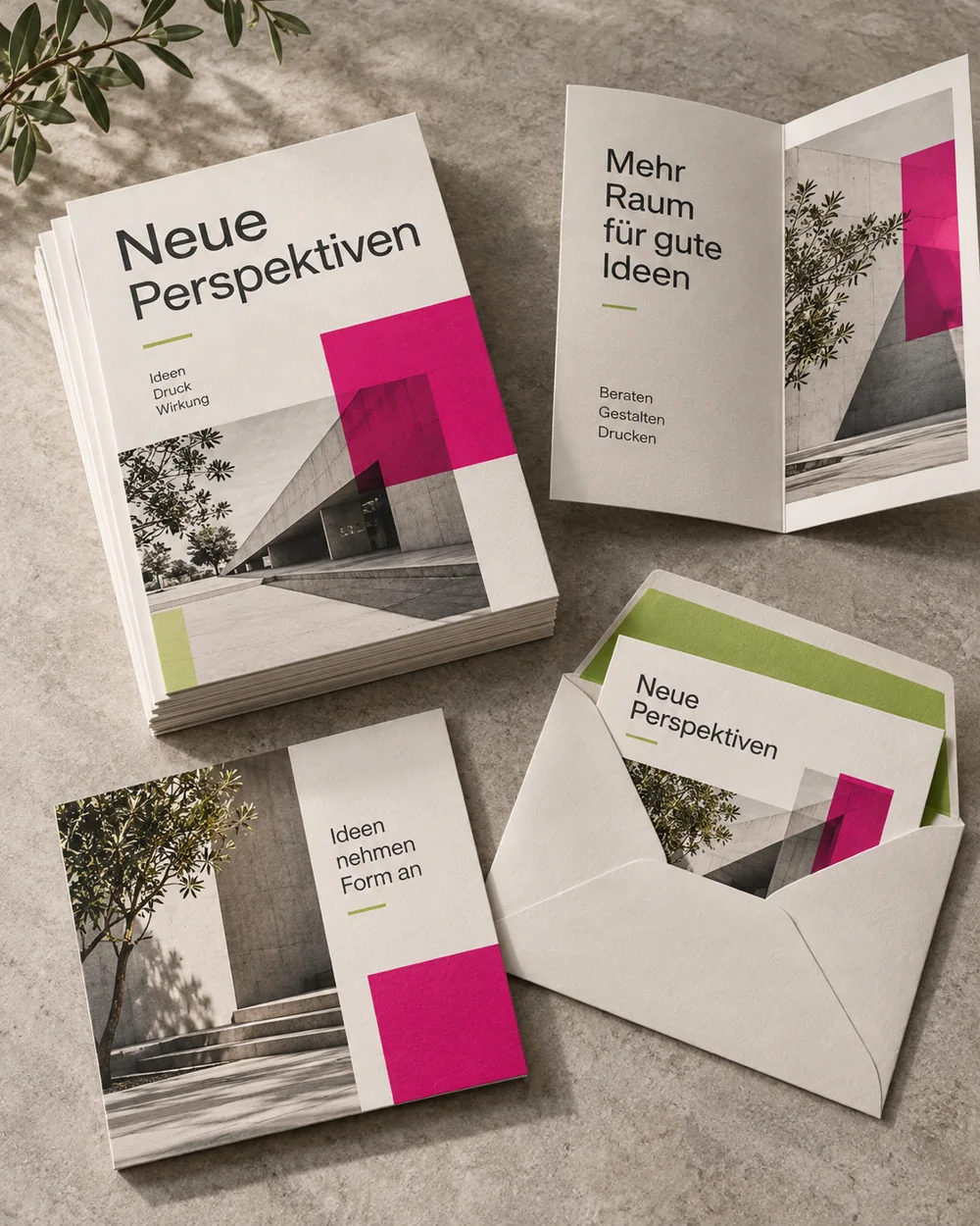 Beispielgestaltung von Flyern, Faltblatt und Mailing für eine Kampagne